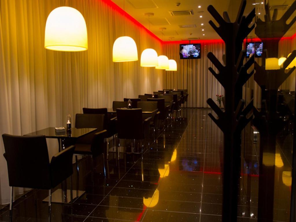 Ea Hotel Tereziansky Dvur Hradec Kralove Ngoại thất bức ảnh