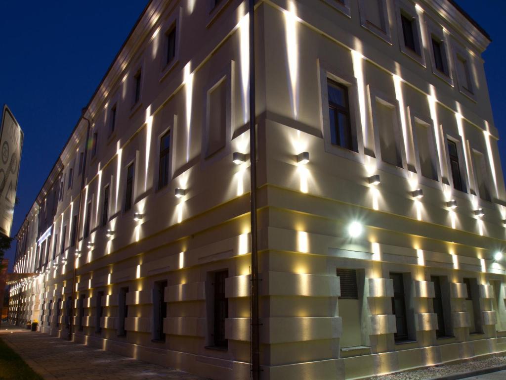 Ea Hotel Tereziansky Dvur Hradec Kralove Ngoại thất bức ảnh