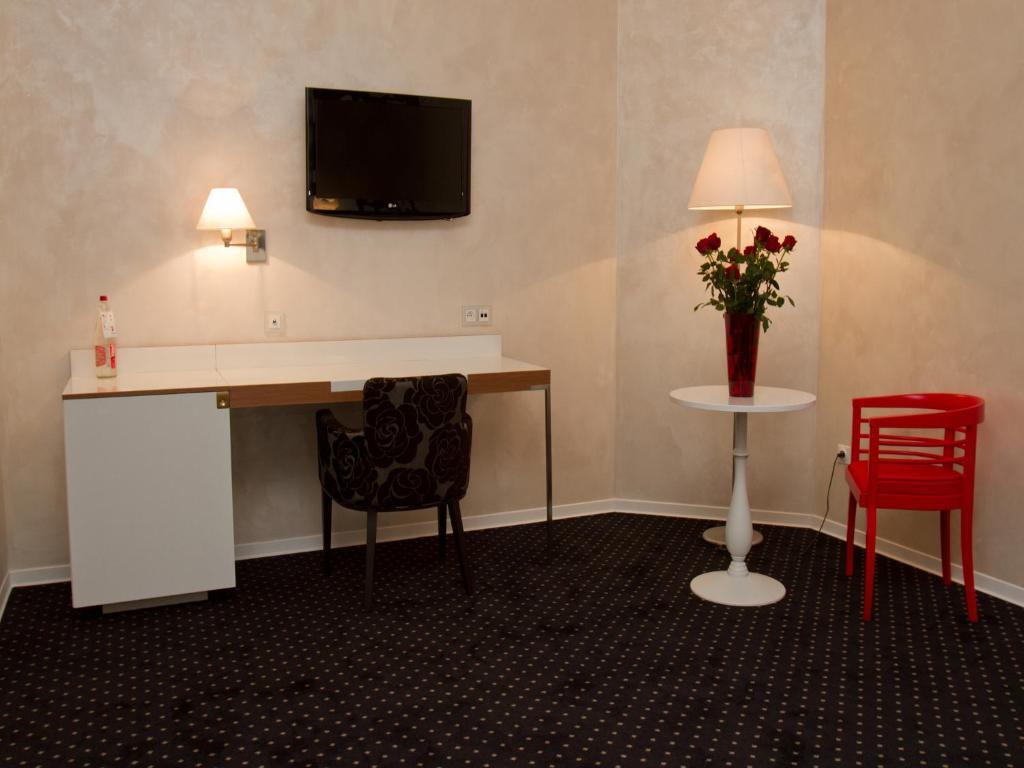Ea Hotel Tereziansky Dvur Hradec Kralove Ngoại thất bức ảnh