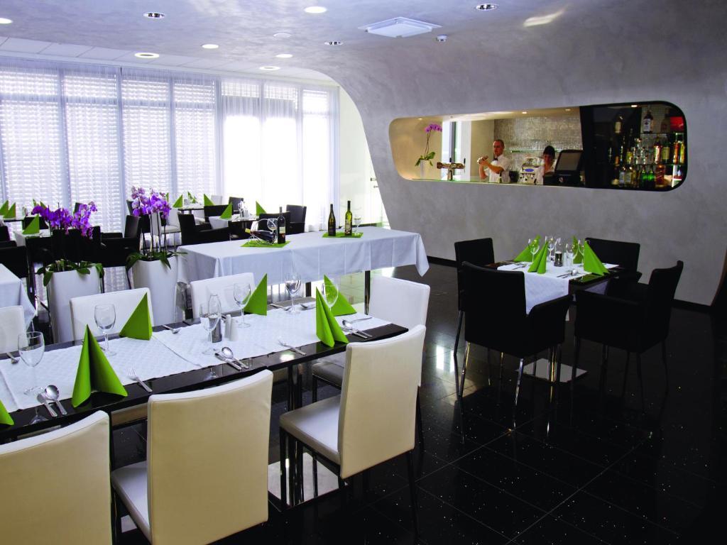 Ea Hotel Tereziansky Dvur Hradec Kralove Ngoại thất bức ảnh